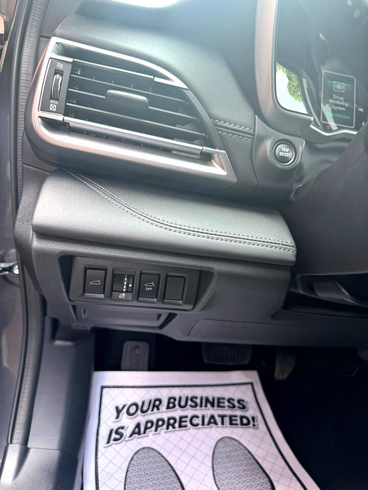 Used 2025 Subaru Outback Touring image 8