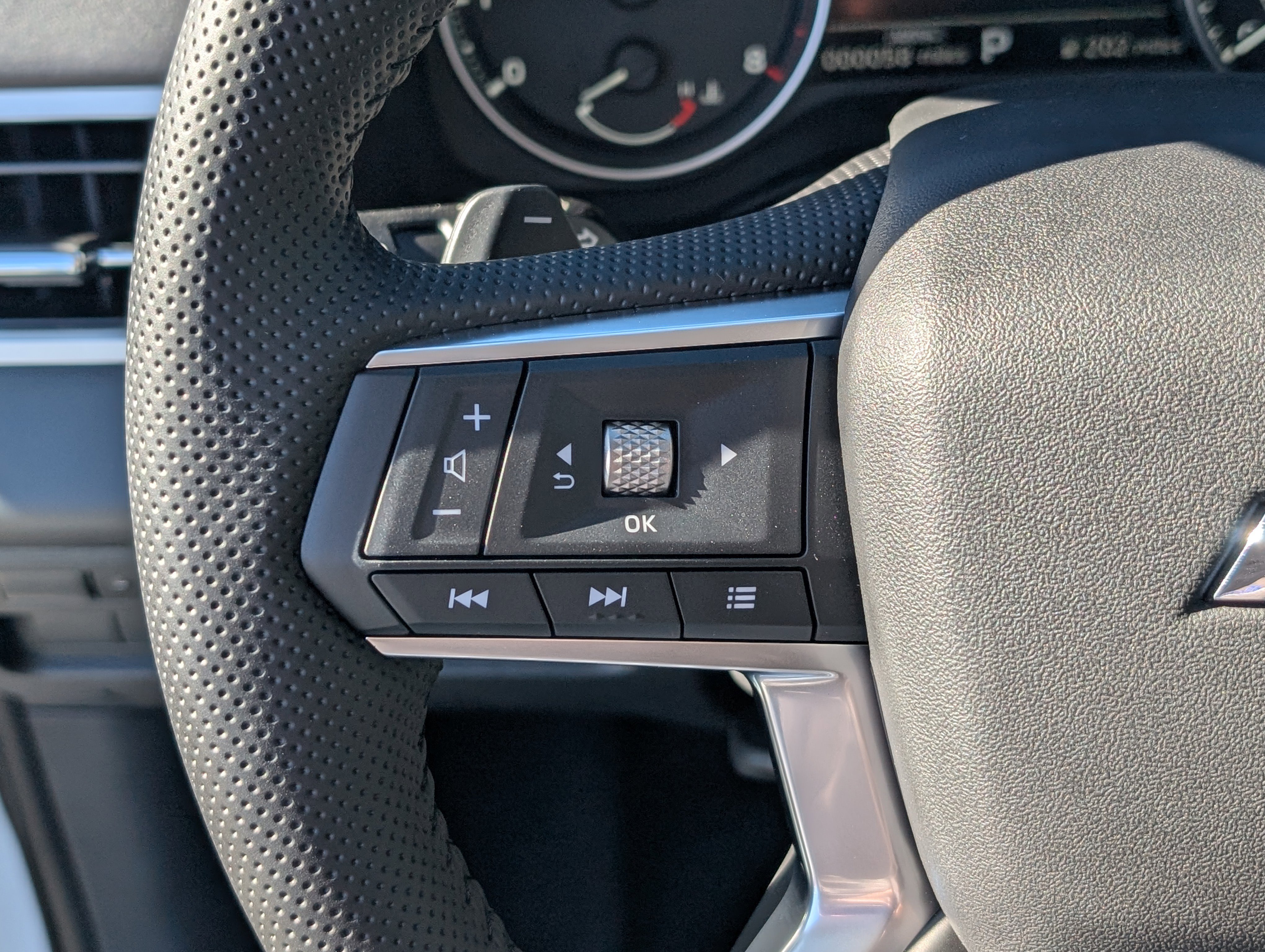 New 2025 Mitsubishi Outlander Trail Edition image 24