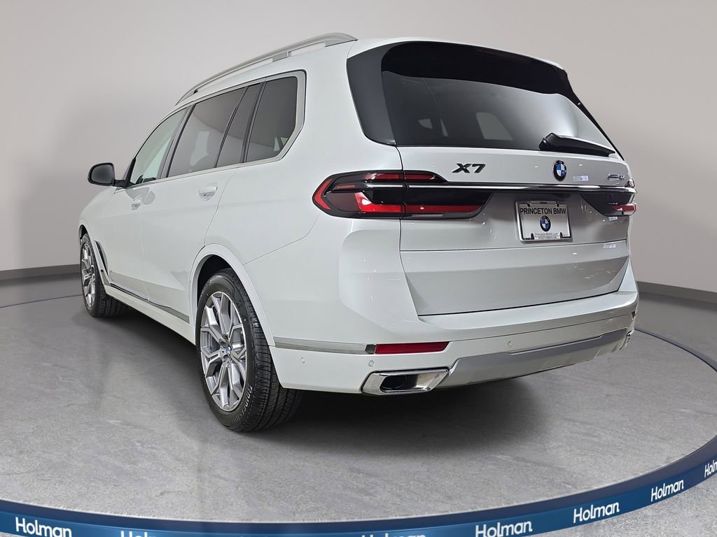 Used 2026 BMW X7 xDrive40i w/ Premium Package AWD/4WD image 8