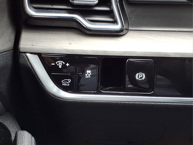 Used 2025 Kia Sportage X-Line w/ Premium Package AWD/4WD image 18