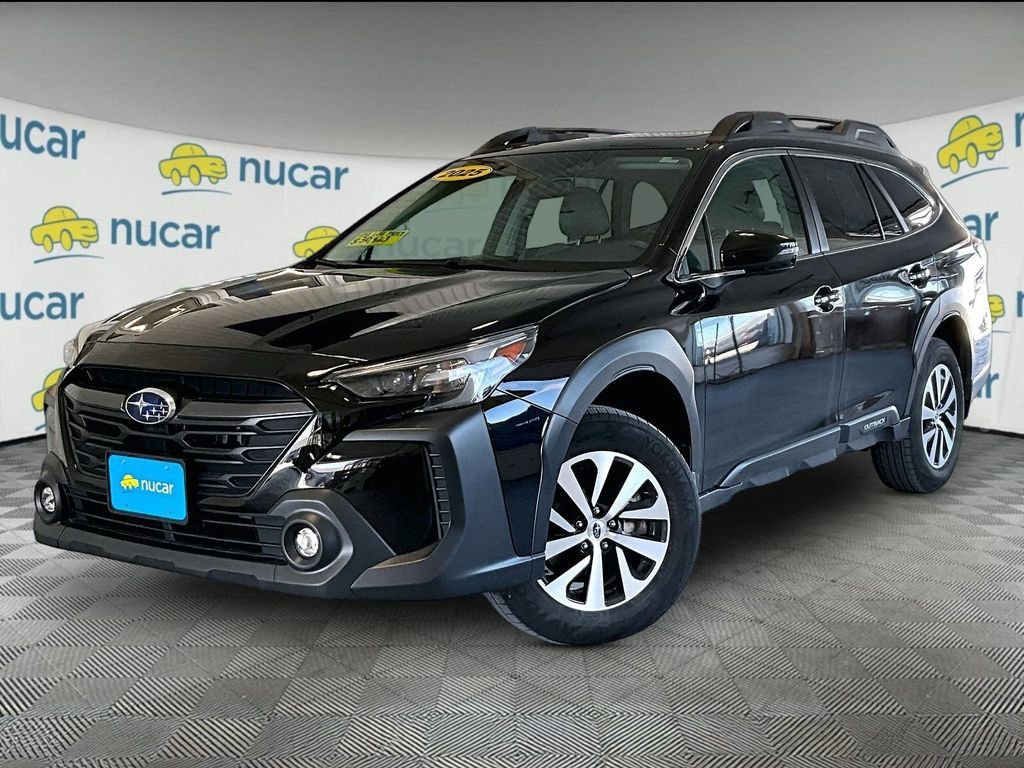 Used 2025 Subaru Outback Premium AWD/4WD image 3