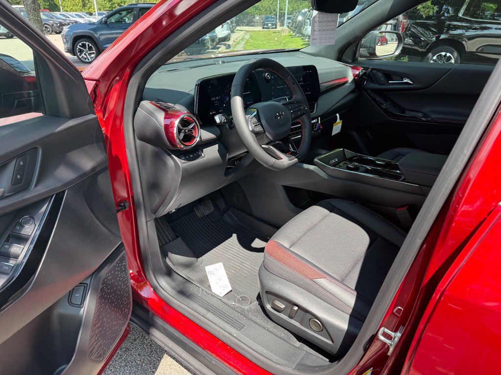 New 2027 Chevrolet Equinox RS w/ Safety and Technology Package AWD/4WD image 12