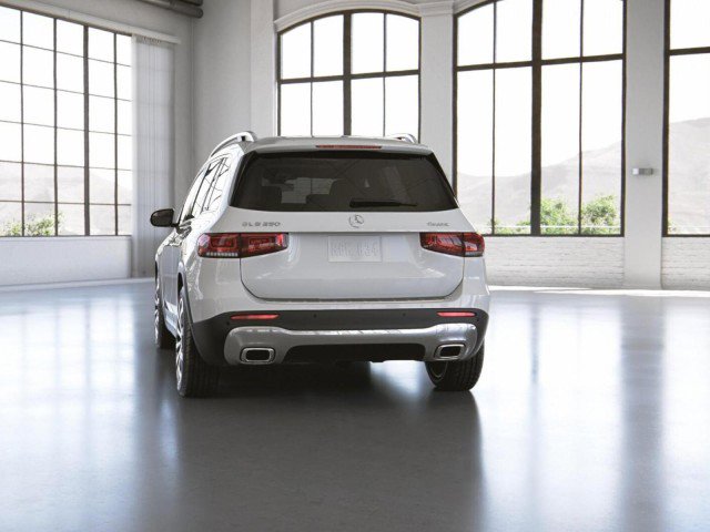 Used 2022 Mercedes-Benz GLB 250 4MATIC image 26