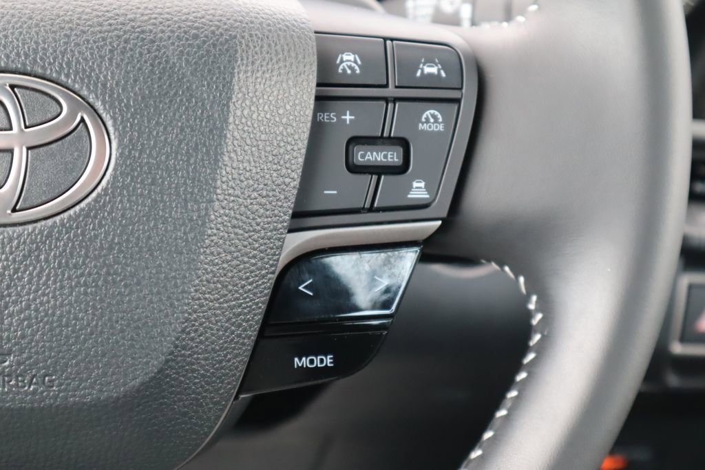 Certified 2025 Toyota Camry SE image 12