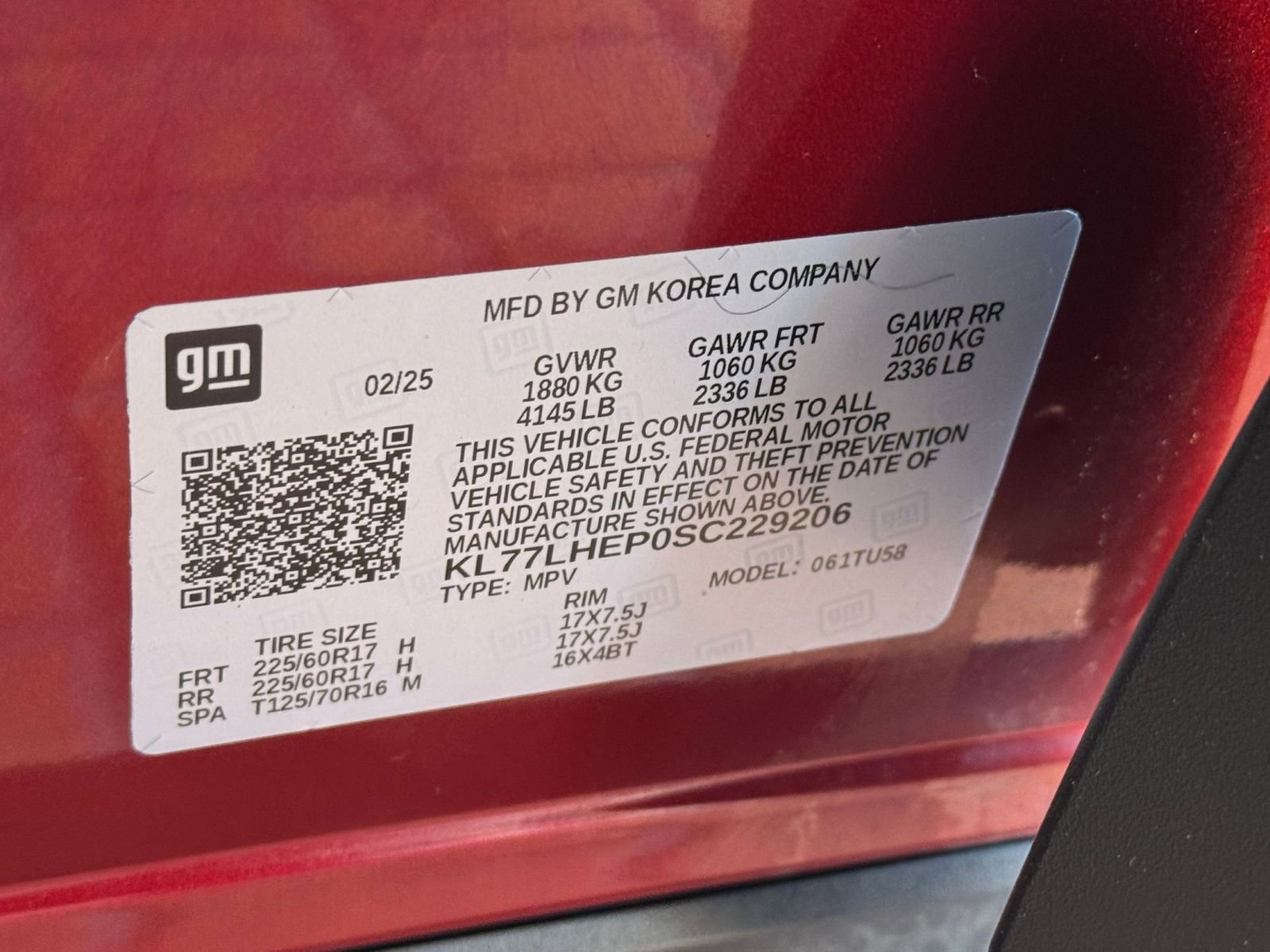 Used 2025 Chevrolet Trax LT image 30