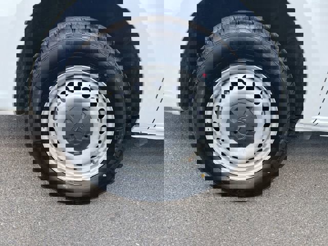 Used 2023 Mercedes-Benz Metris image 16