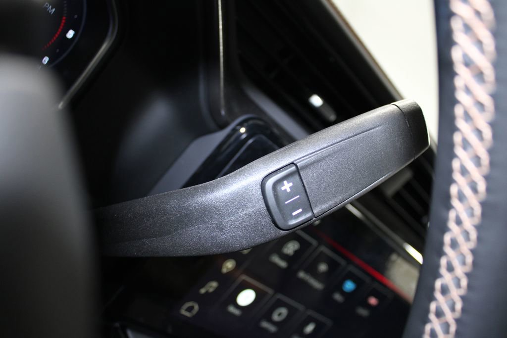 Used 2024 GMC Sierra 2500 AT4 w/ AT4 Premium Plus Package image 24