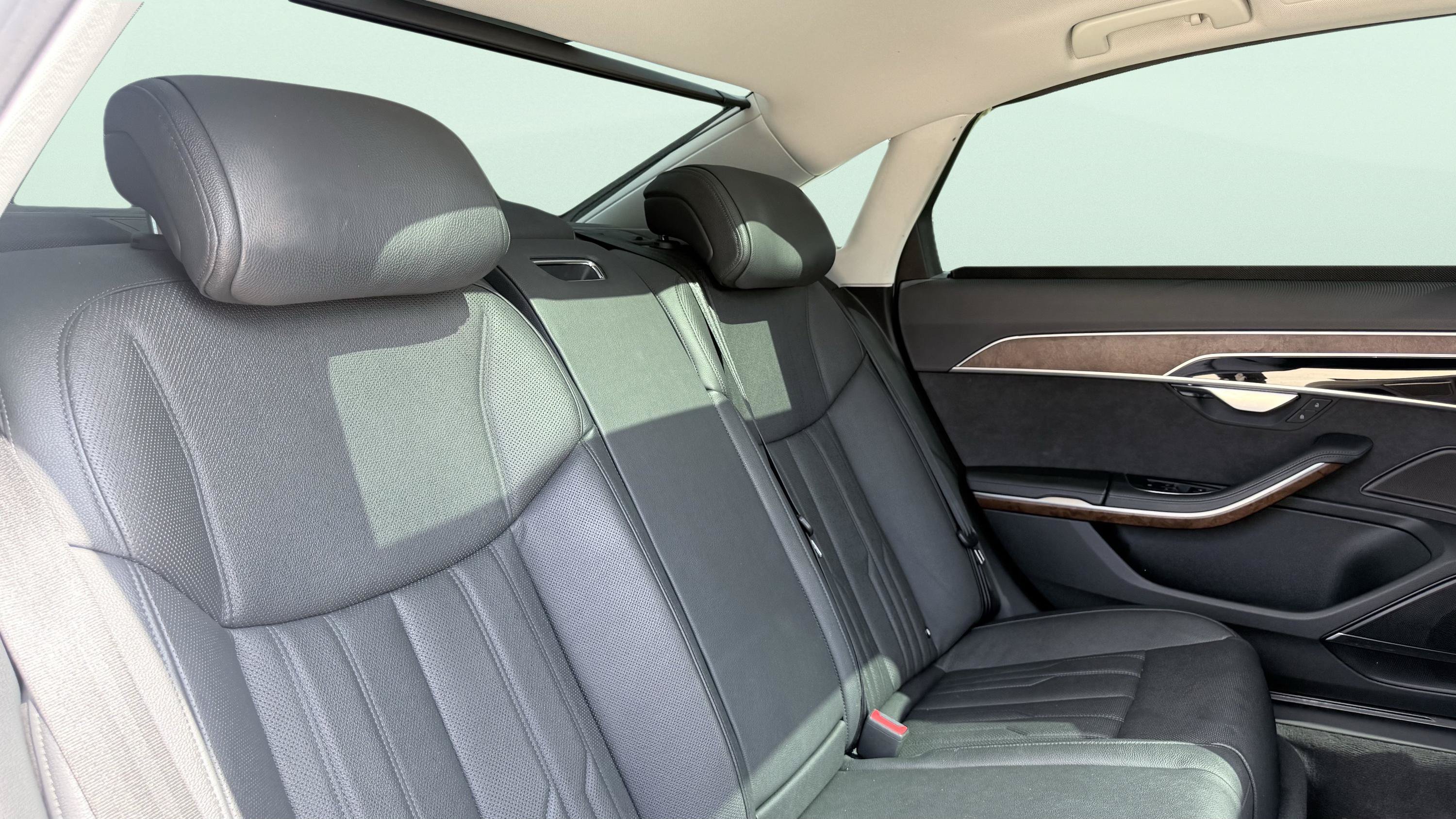 Used 2020 Audi A8 L 3.0T w/ Executive Package AWD/4WD image 40