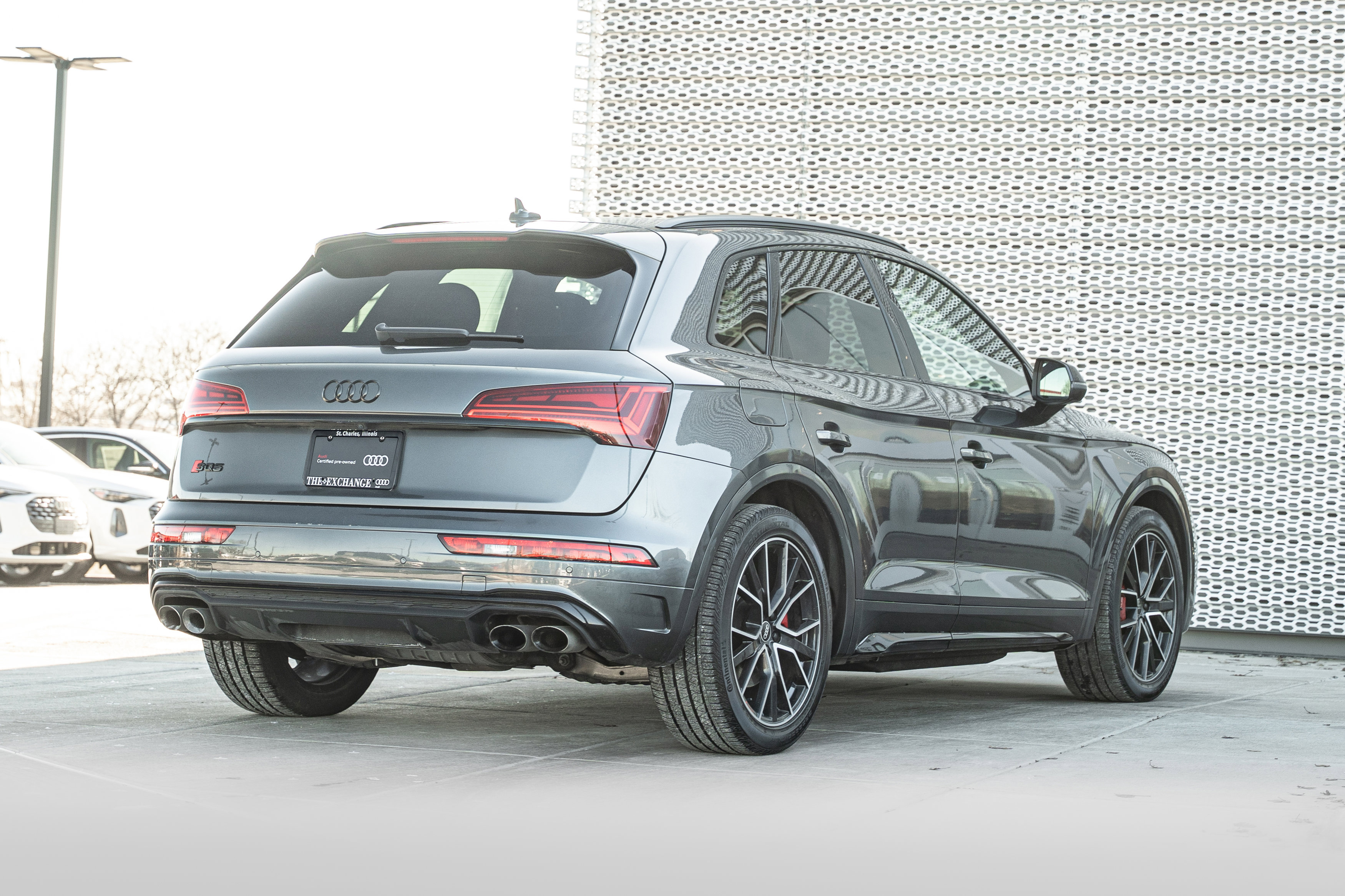 Certified 2022 Audi SQ5 Premium Plus w/ Premium Plus Package image 3