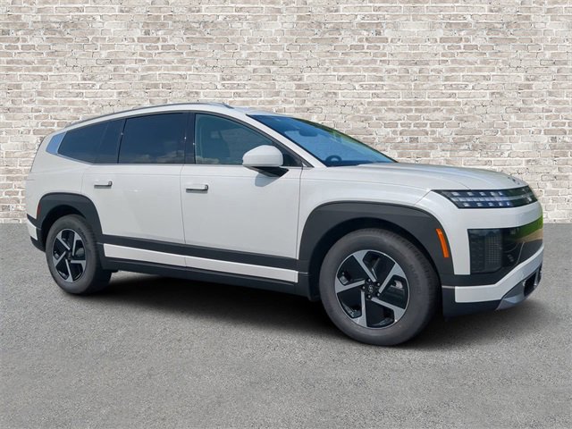 New 2026 Hyundai Ioniq 9 SE image 1