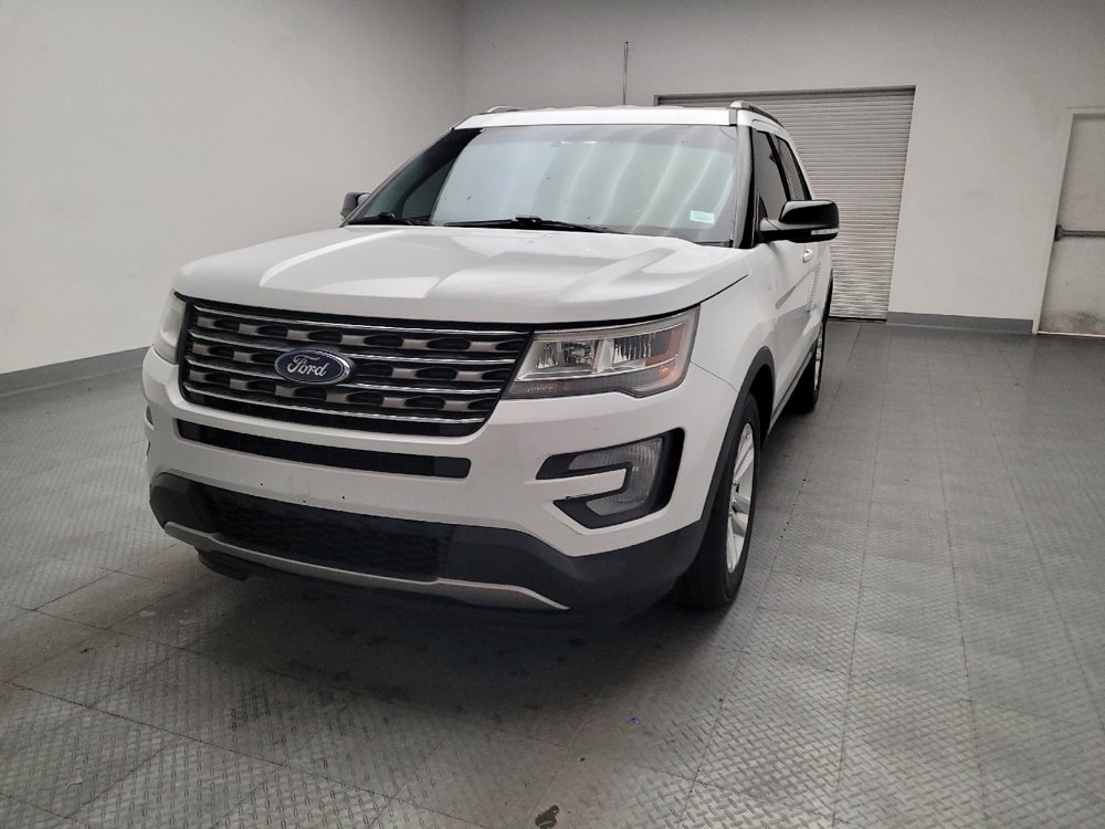 Used 2016 Ford Explorer XLT image 15