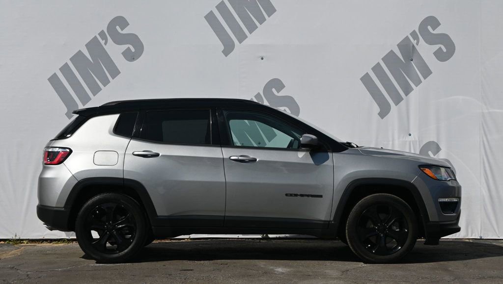 Used 2020 Jeep Compass Latitude FWD image 4