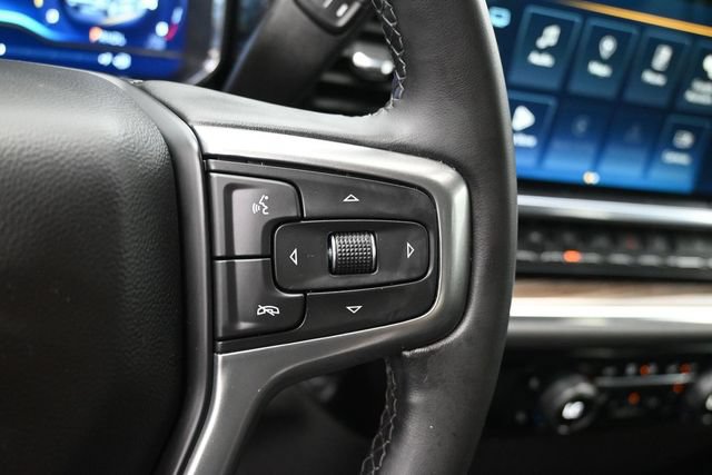 Used 2023 Chevrolet Silverado 1500 LT AWD/4WD image 4