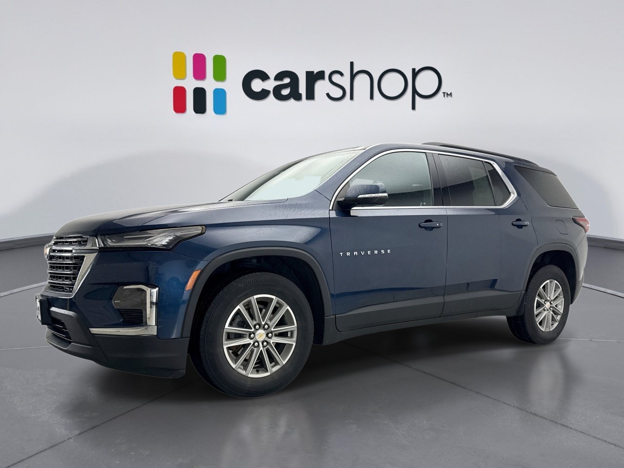Used 2023 Chevrolet Traverse LT AWD/4WD image 1