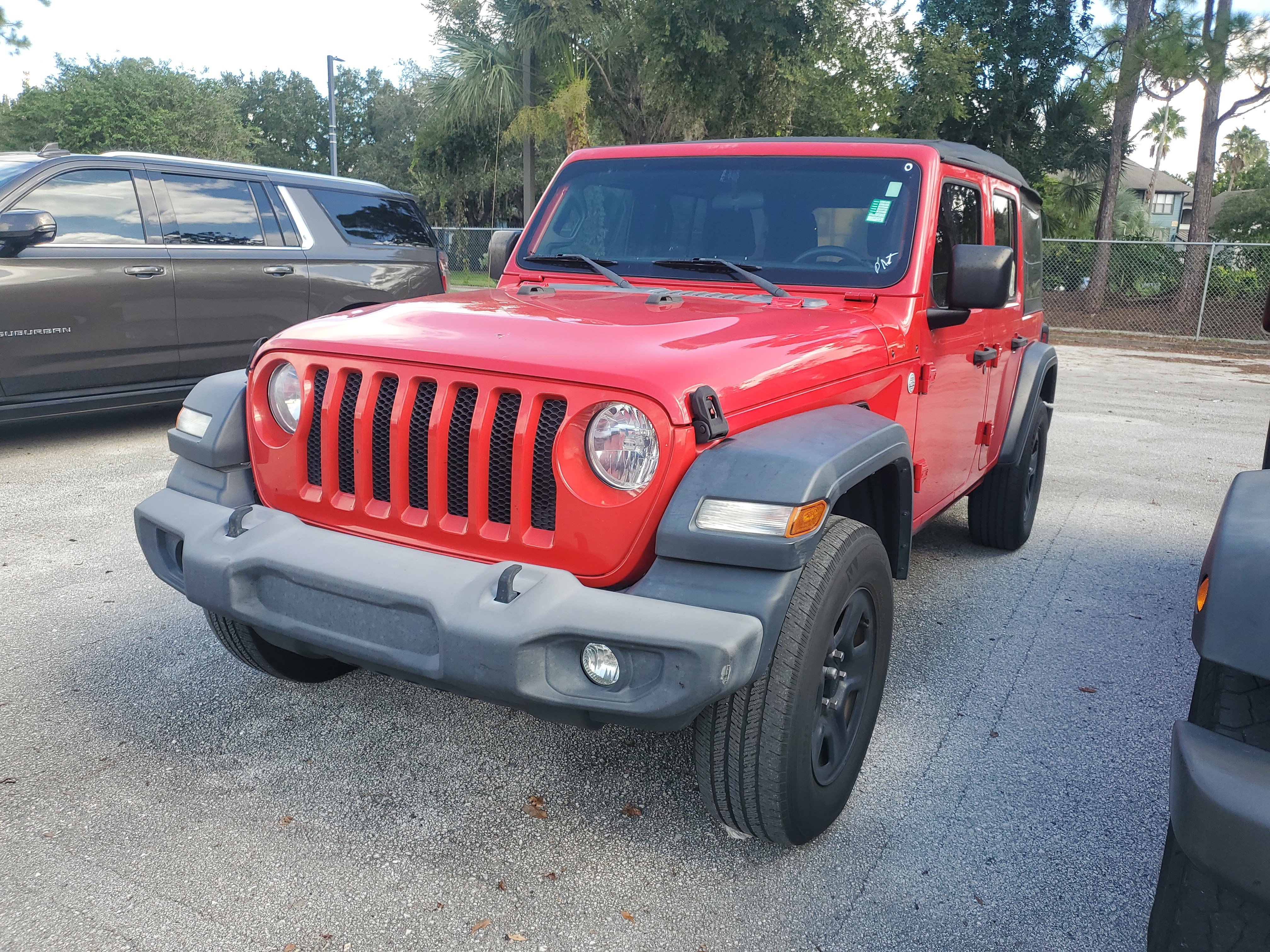 Used 2018 Jeep Wrangler Unlimited Sport AWD/4WD image 4