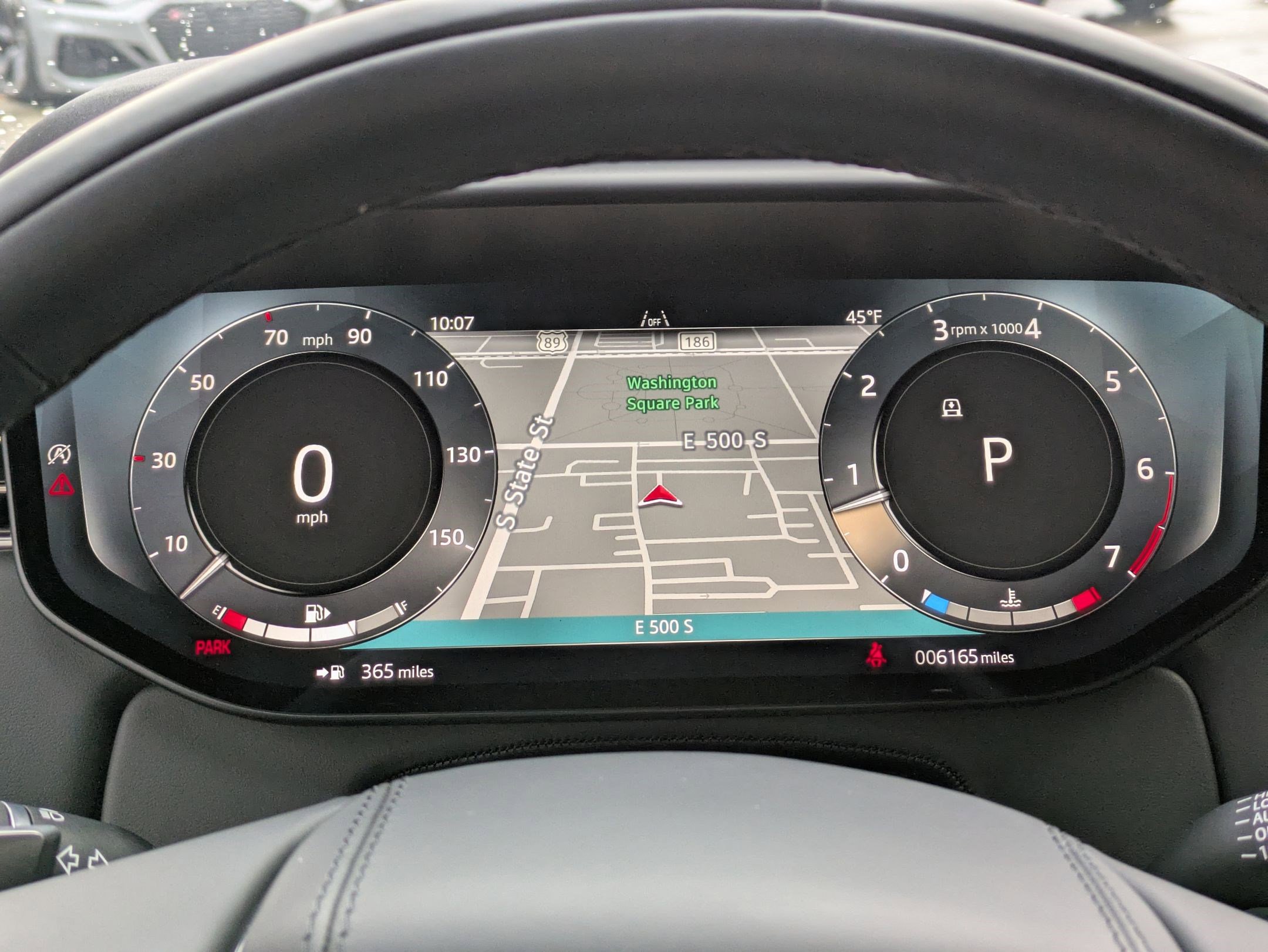 Used 2025 Land Rover Range Rover Sport image 17