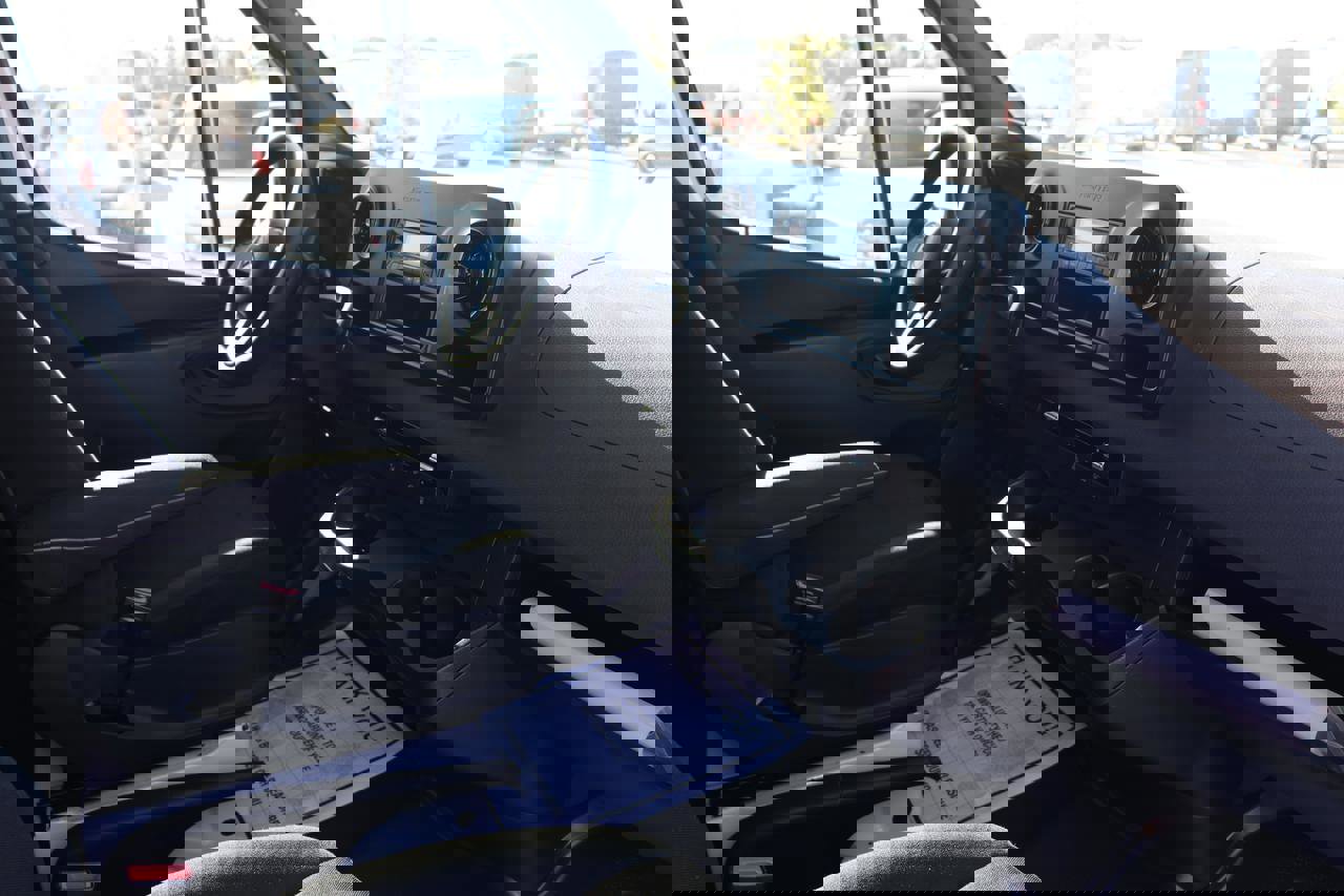 Used 2019 Mercedes-Benz Sprinter 2500 image 14