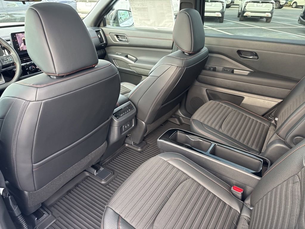New 2026 Nissan Pathfinder Rock Creek image 14