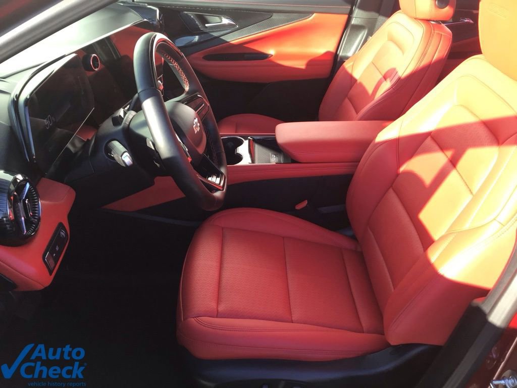 Used 2025 Chevrolet Blazer EV SS w/ Performance Package image 8