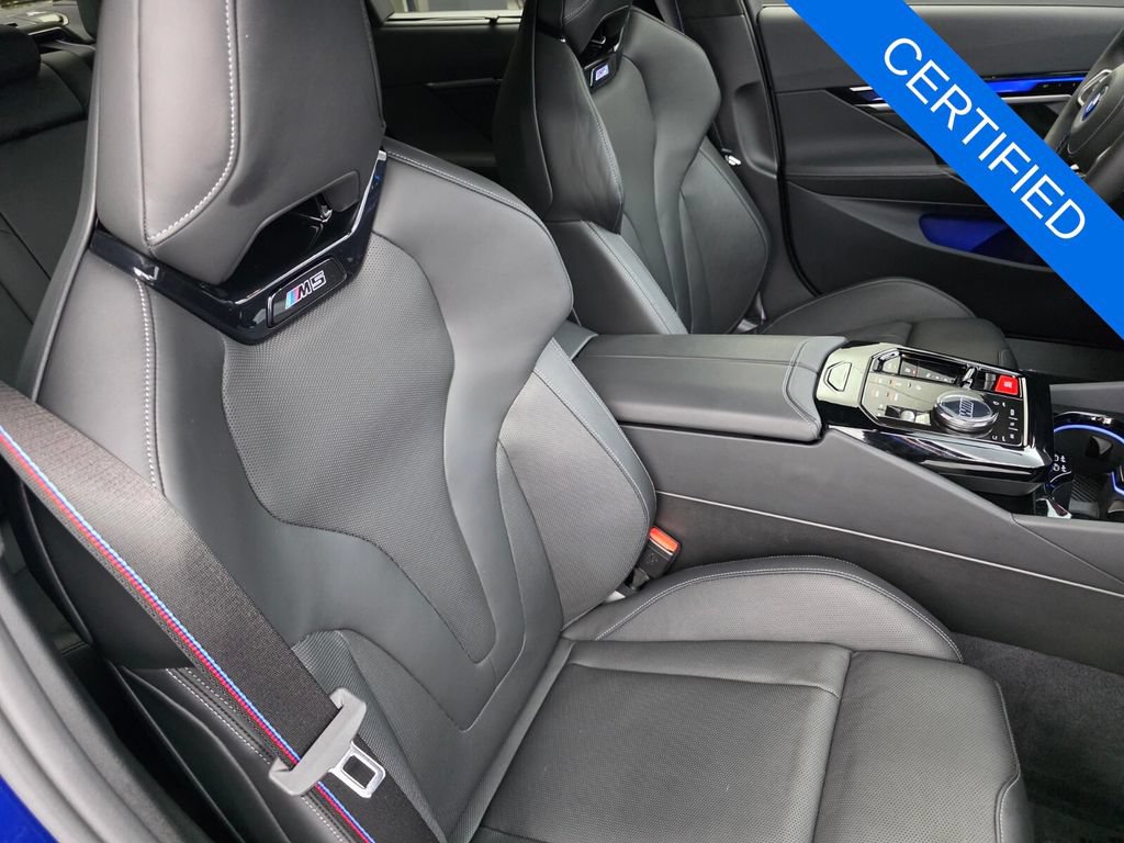 Certified 2025 BMW M5 w/ Carbon Package AWD/4WD image 30