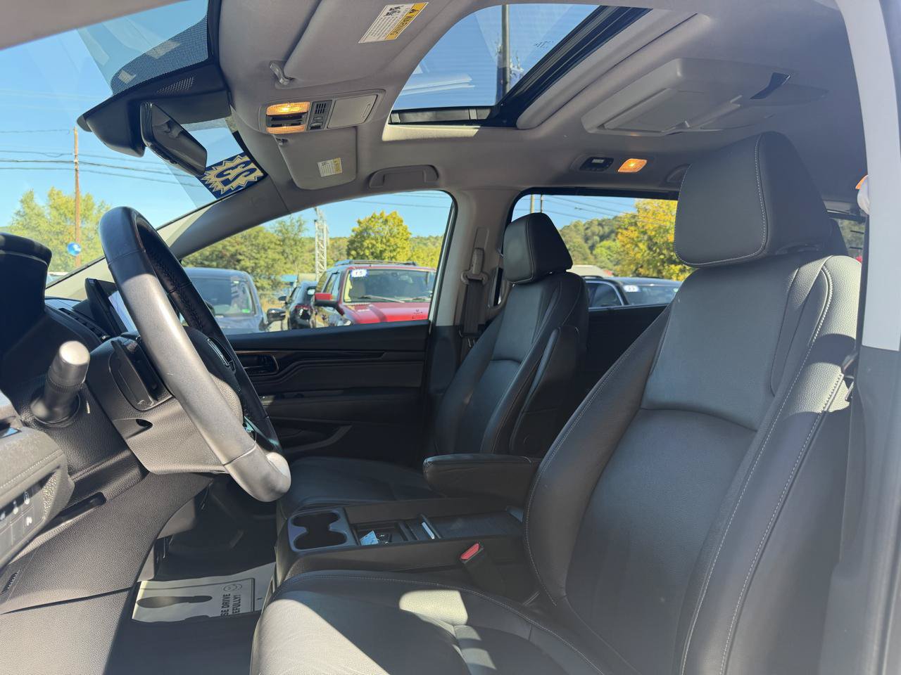 Used 2023 Honda Odyssey Touring image 10
