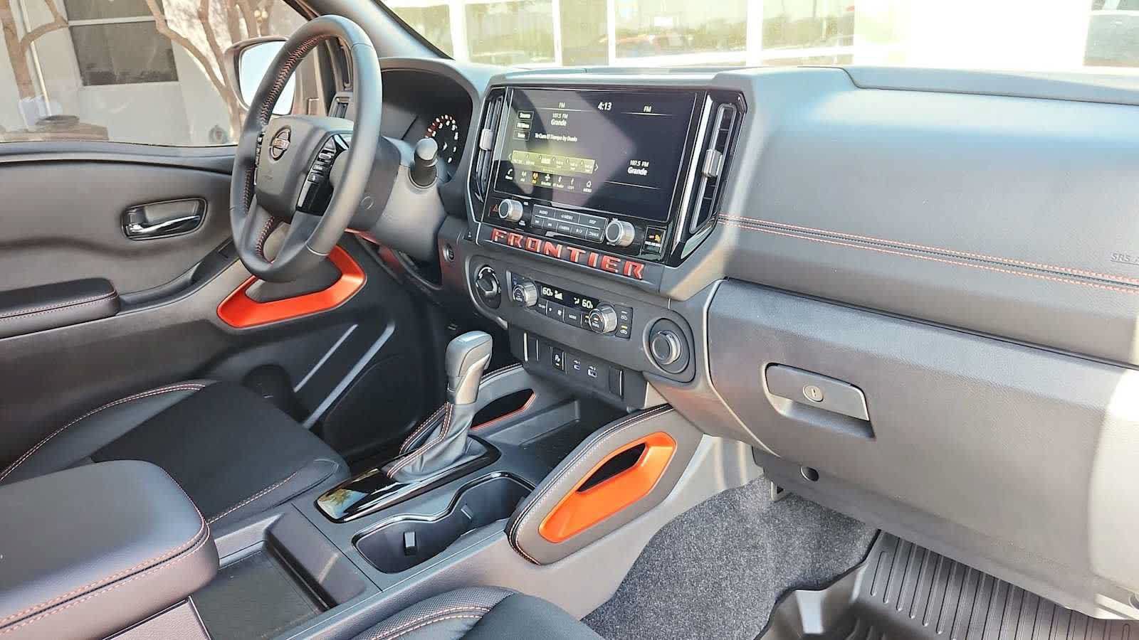 Used 2025 Nissan Frontier PRO-4X w/ Interior Protection Package AWD/4WD image 31