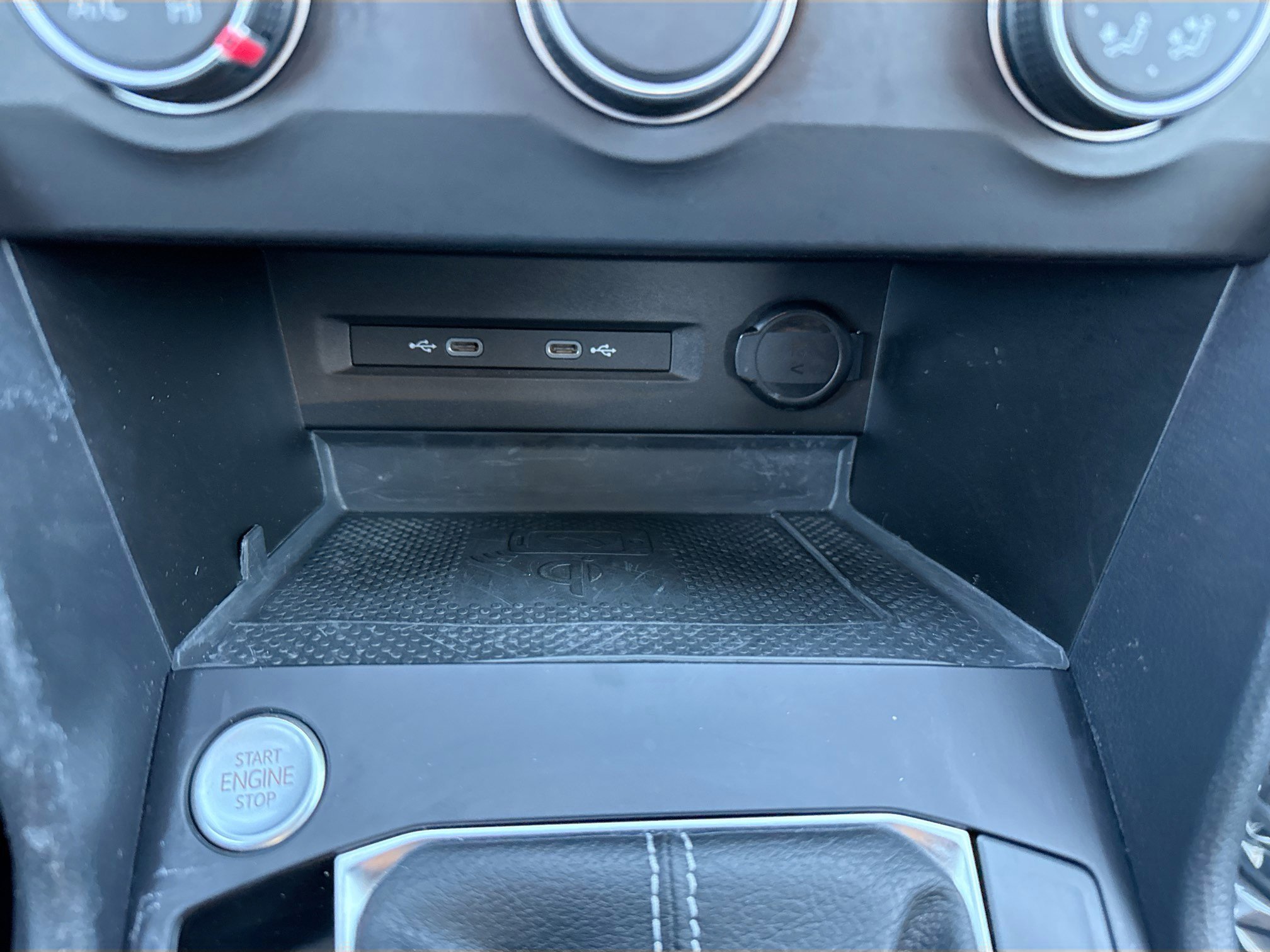 Used 2022 Volkswagen Taos SE image 28