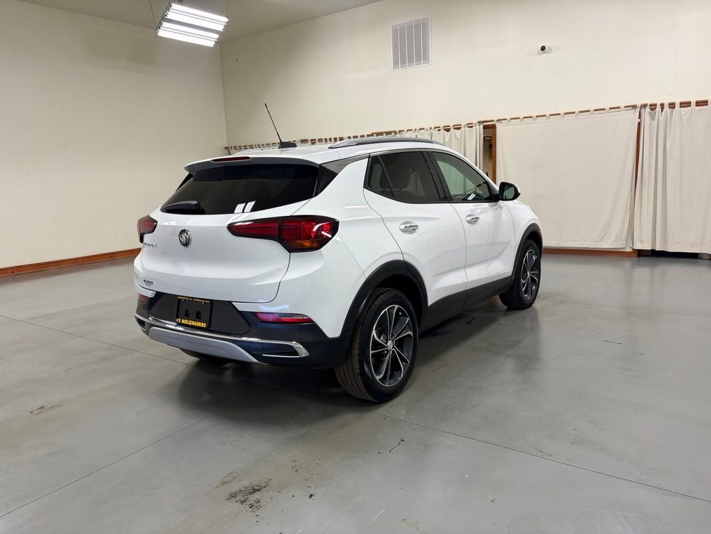Used 2021 Buick Encore GX Essence AWD/4WD image 7