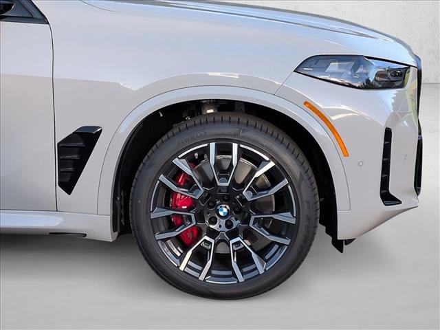 New 2026 BMW X5 xDrive50e image 10
