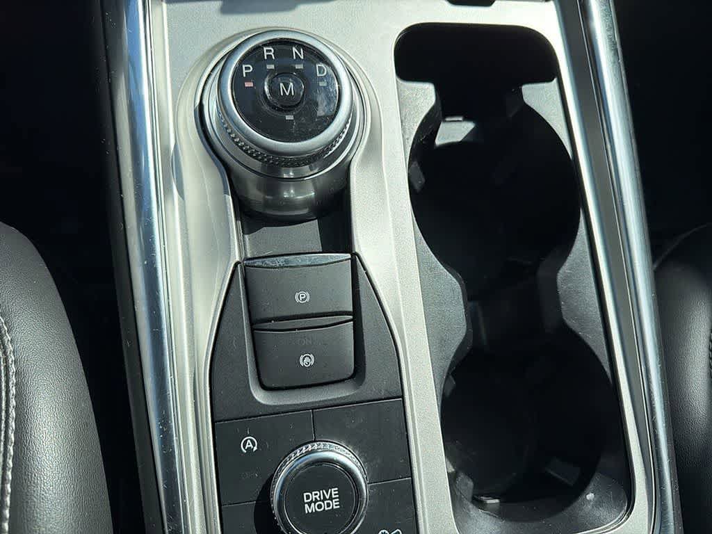 Used 2021 Ford Explorer XLT w/ Equipment Group 202A AWD/4WD image 23