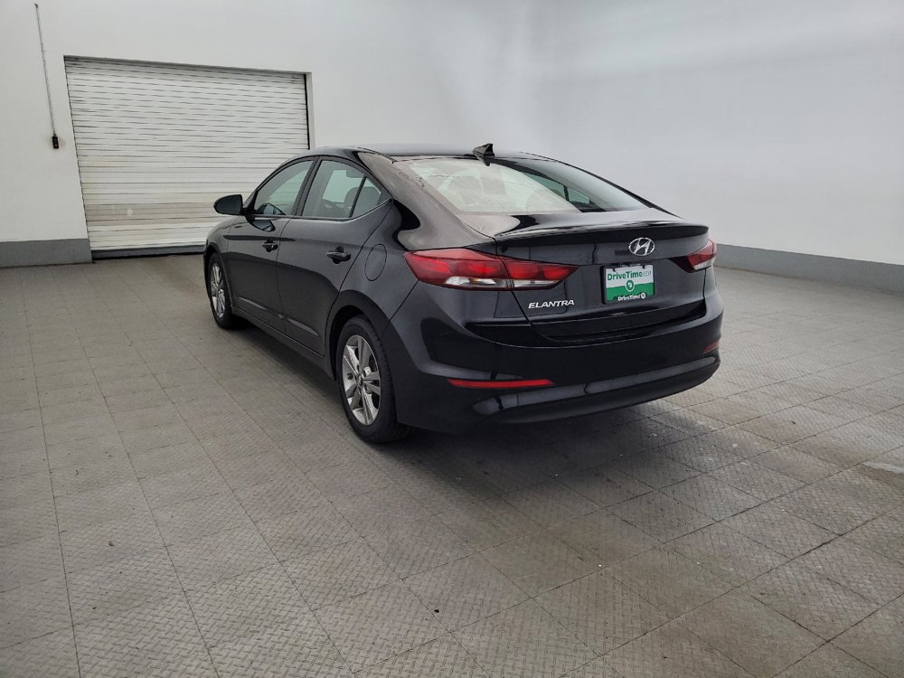 Used 2018 Hyundai Elantra SEL w/ Cargo Package FWD image 5