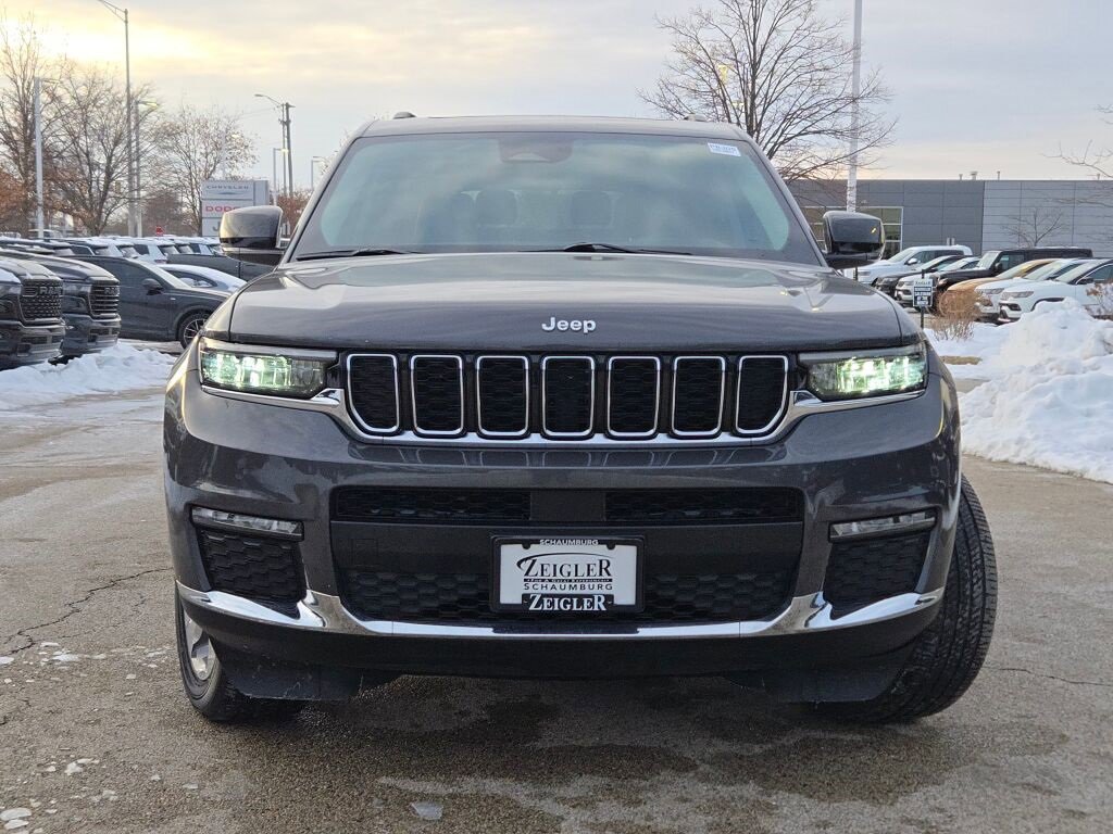 Used 2022 Jeep Grand Cherokee L Limited w/ Trailer Tow Group (B) image 4