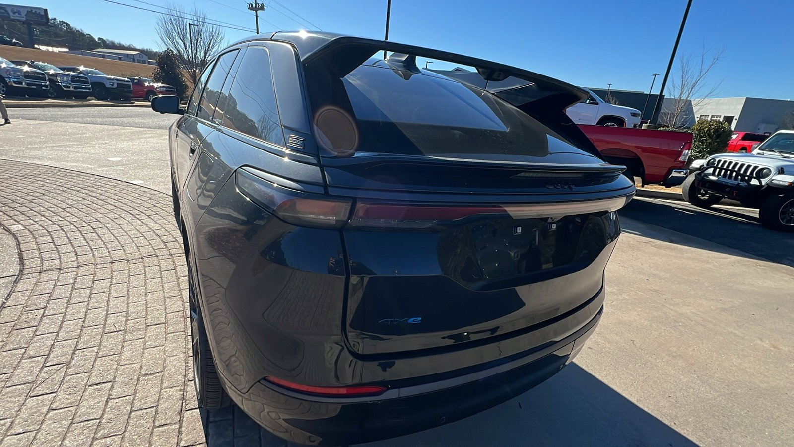 Used 2024 Jeep Wagoneer Launch Edition image 10