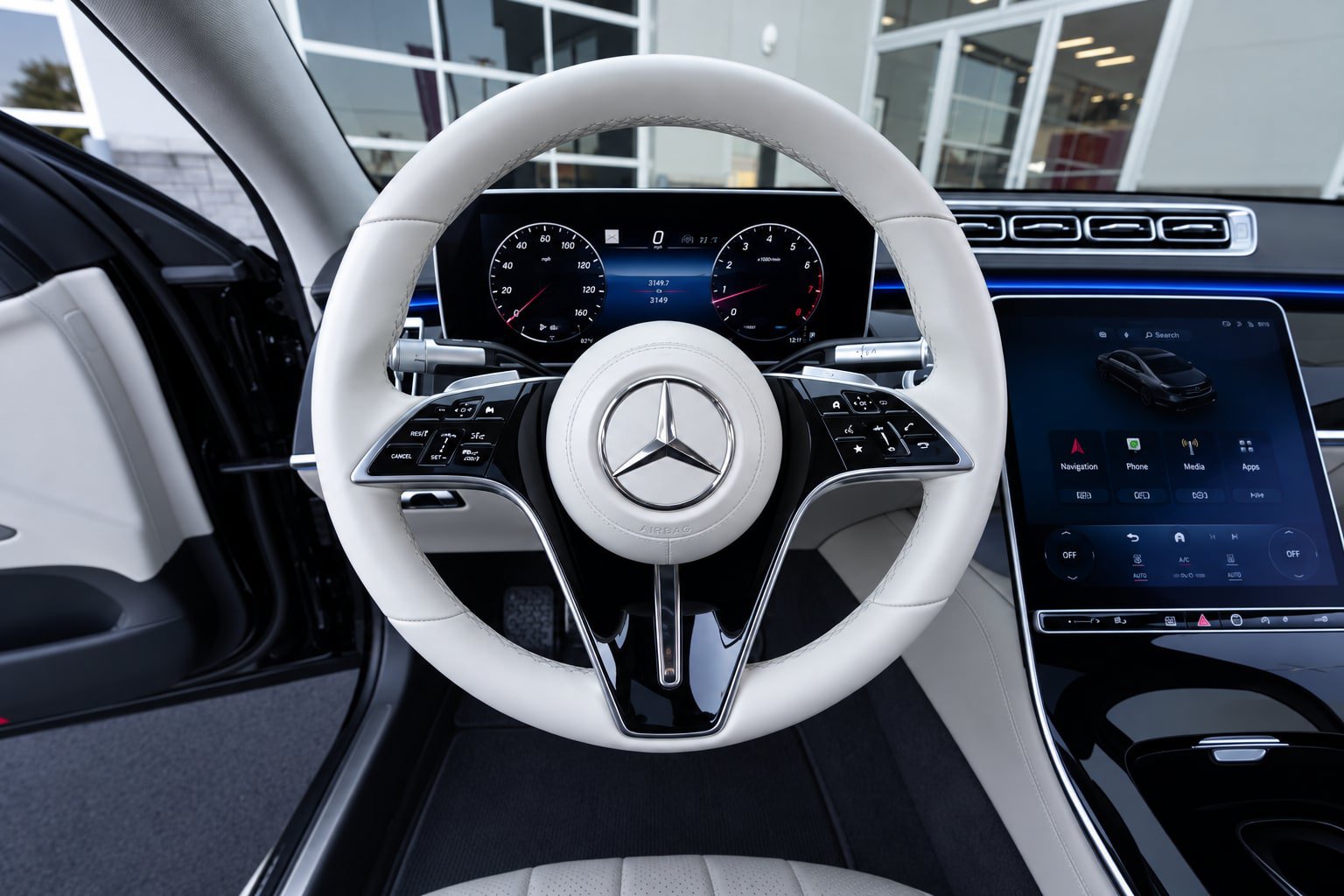 Used 2023 Mercedes-Benz S 500 4MATIC image 28