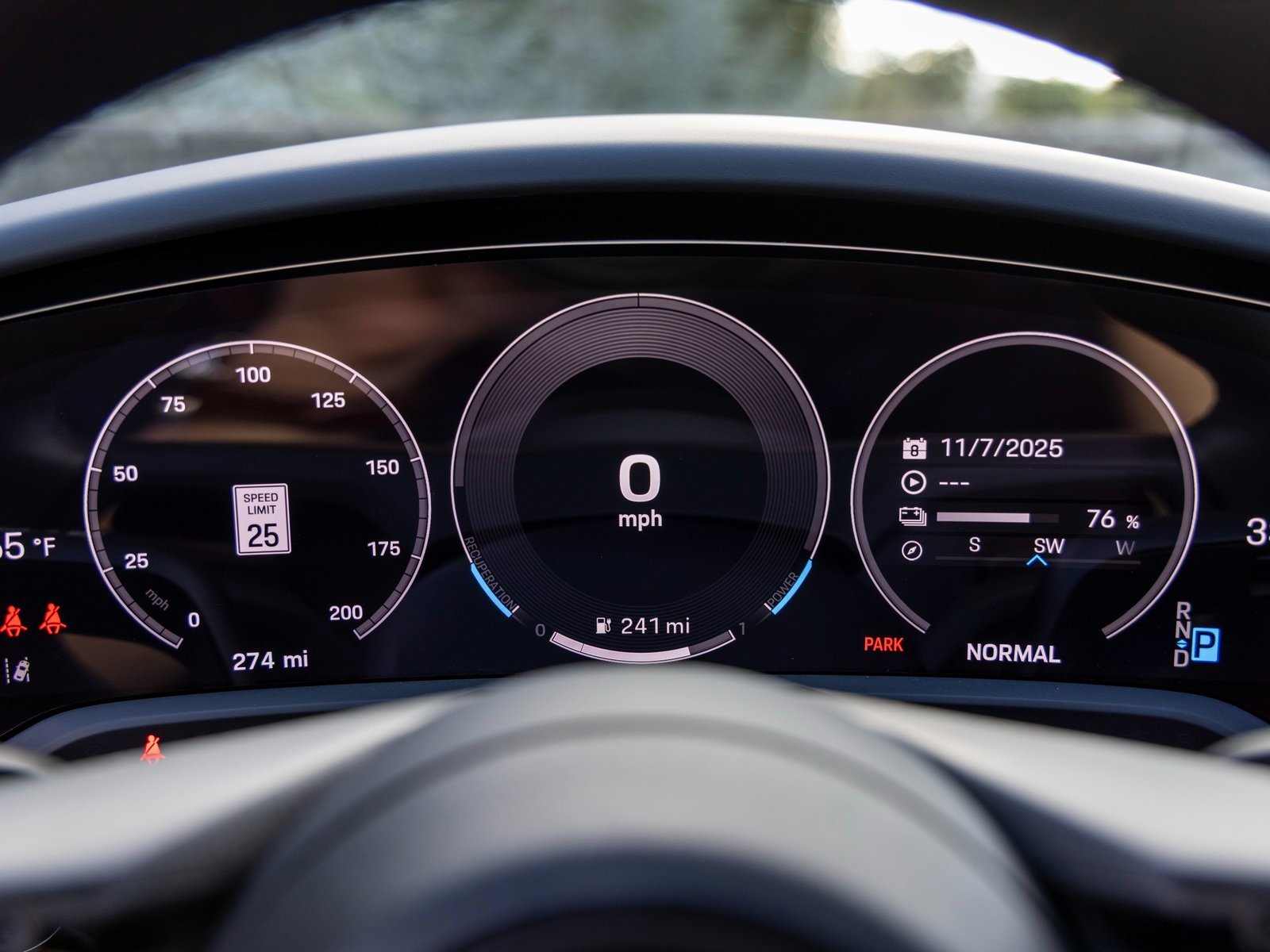 New 2025 Porsche Taycan image 30