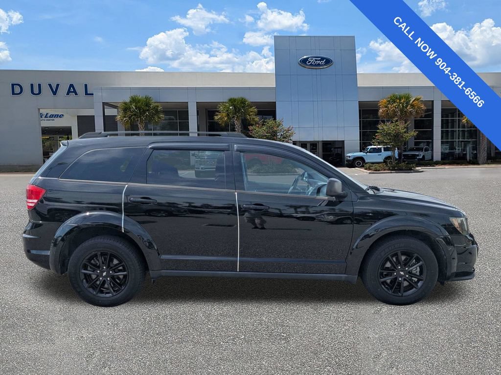 Used 2020 Dodge Journey SE w/ Blacktop Package FWD image 3