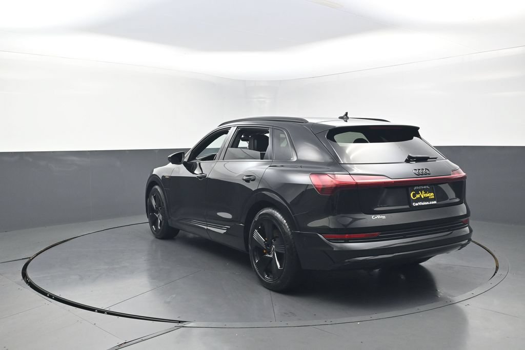 Used 2022 Audi e-tron Premium Plus w/ Premium Plus Package AWD/4WD image 6