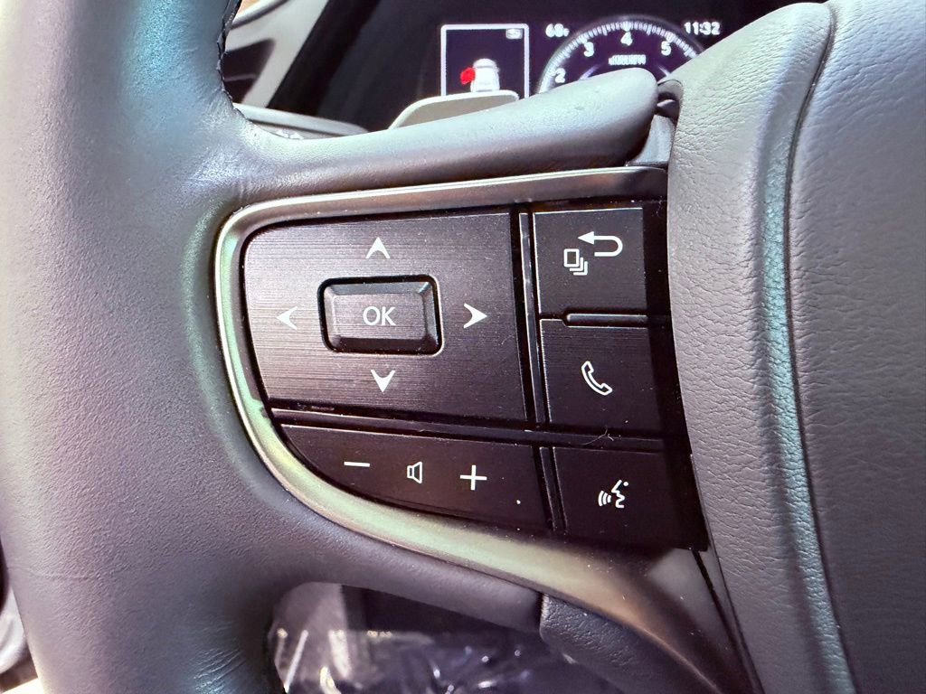 Certified 2023 Lexus ES 250 w/ Premium Package image 20