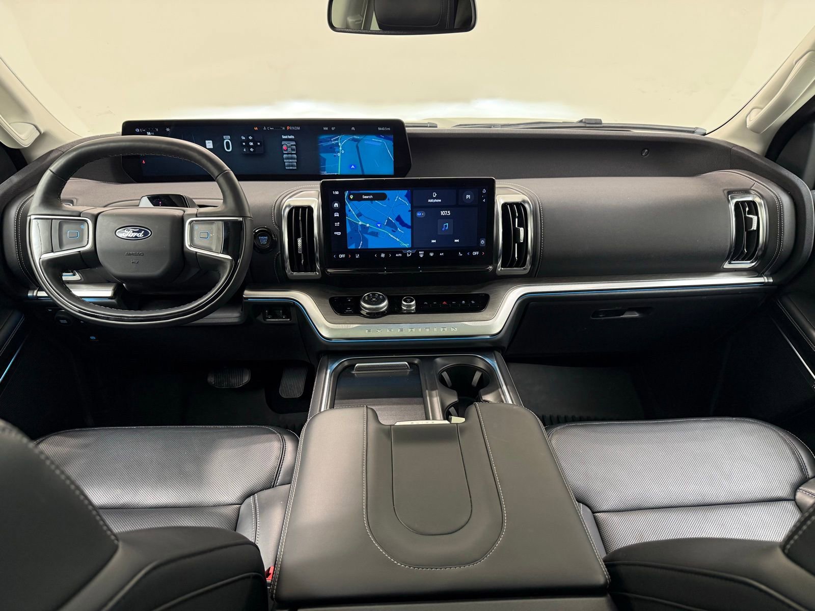 Used 2025 Ford Expedition Platinum AWD/4WD image 29
