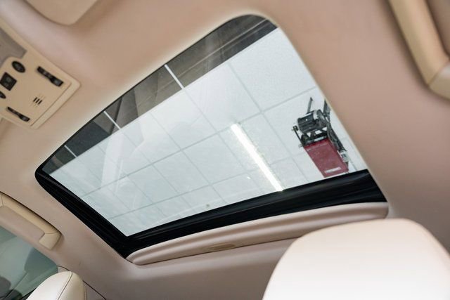 Used 2013 Lexus ES 300h w/ Premium Pkg image 20