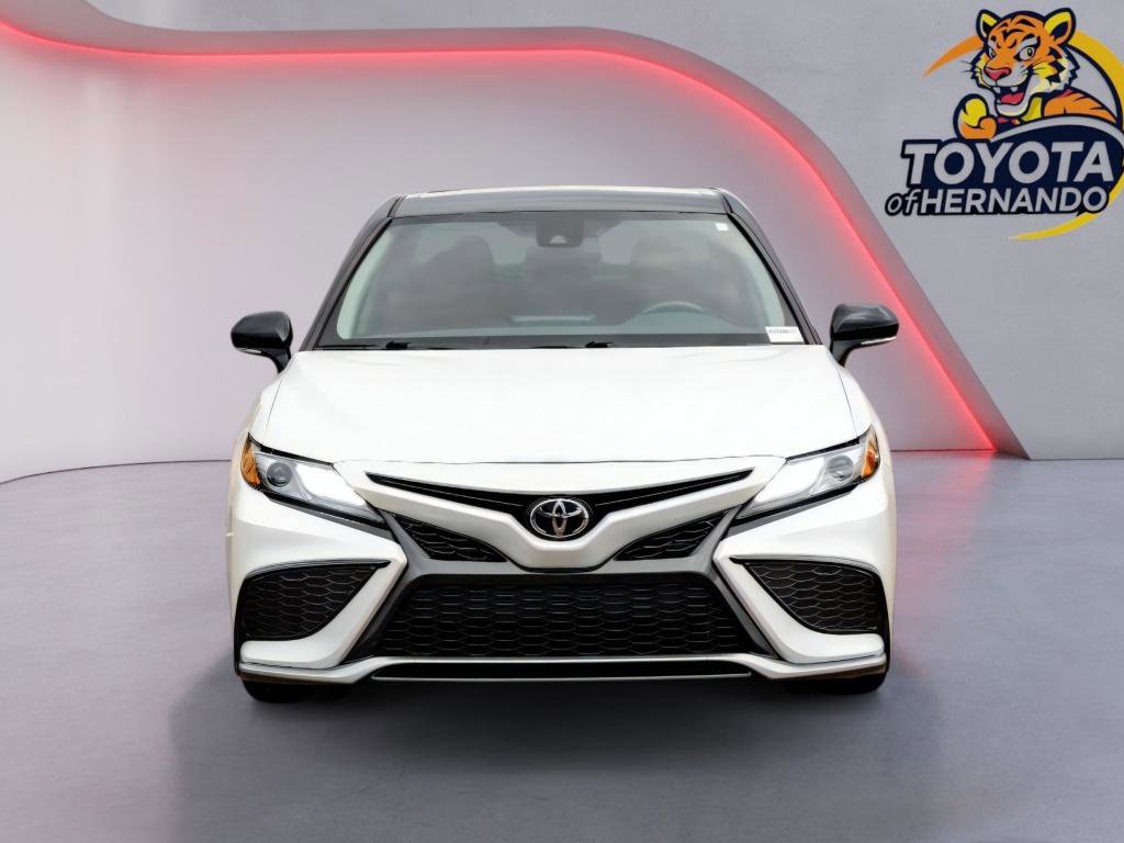 Used 2022 Toyota Camry XSE image 2