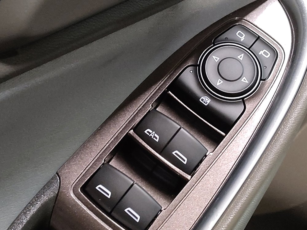 Used 2021 Chevrolet Malibu LT image 27