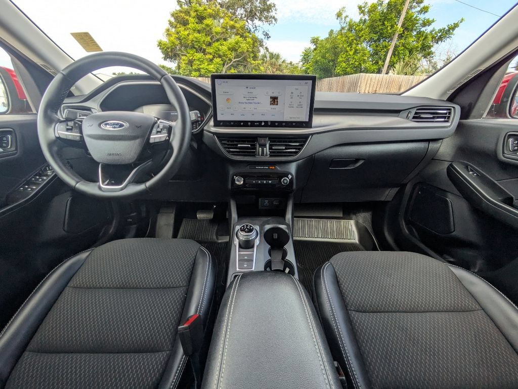 Certified 2023 Ford Escape SE FWD image 15