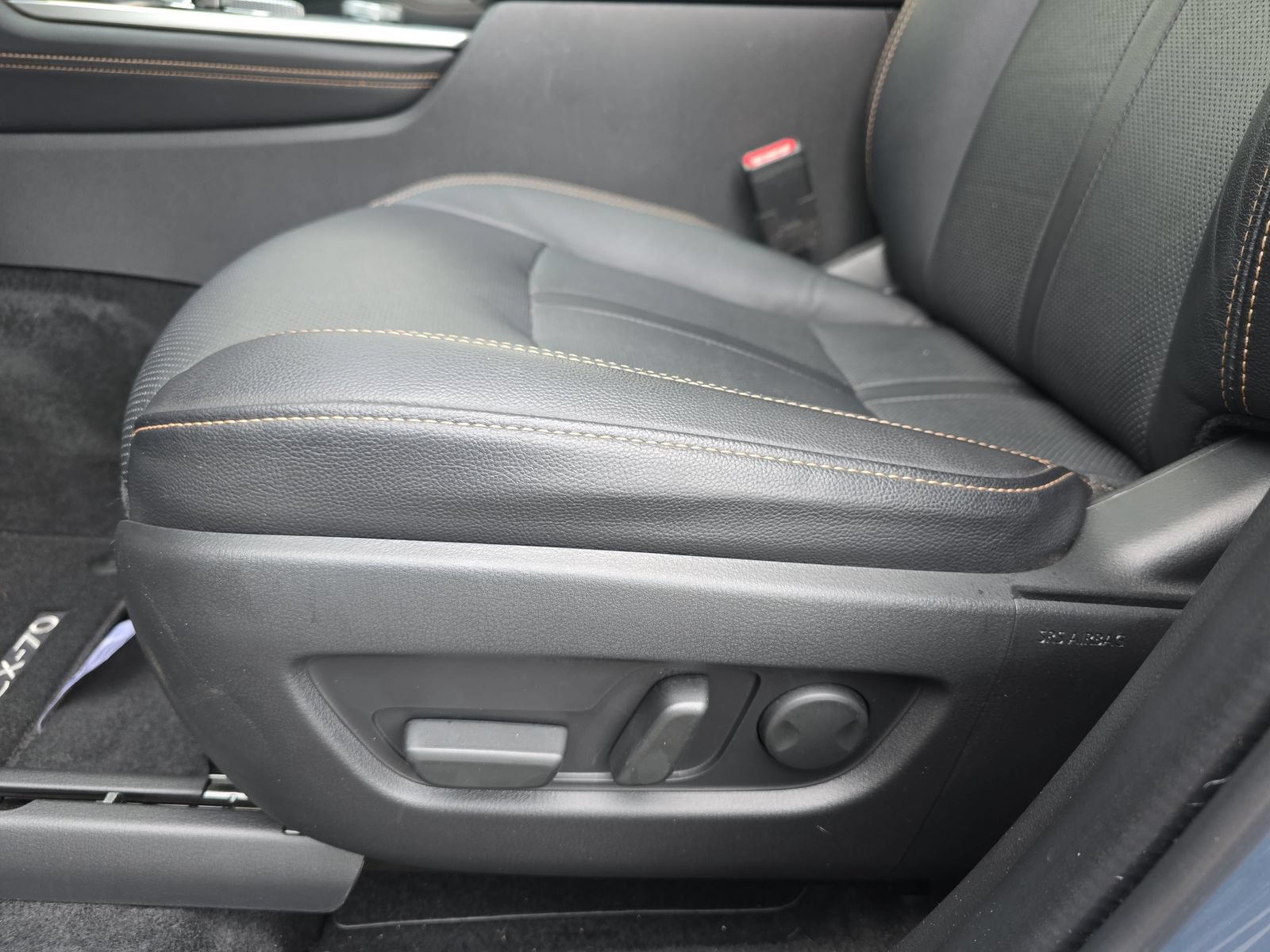 Used 2025 MAZDA CX-70 Plug-In Hybrid w/ Premium Pkg AWD/4WD image 31