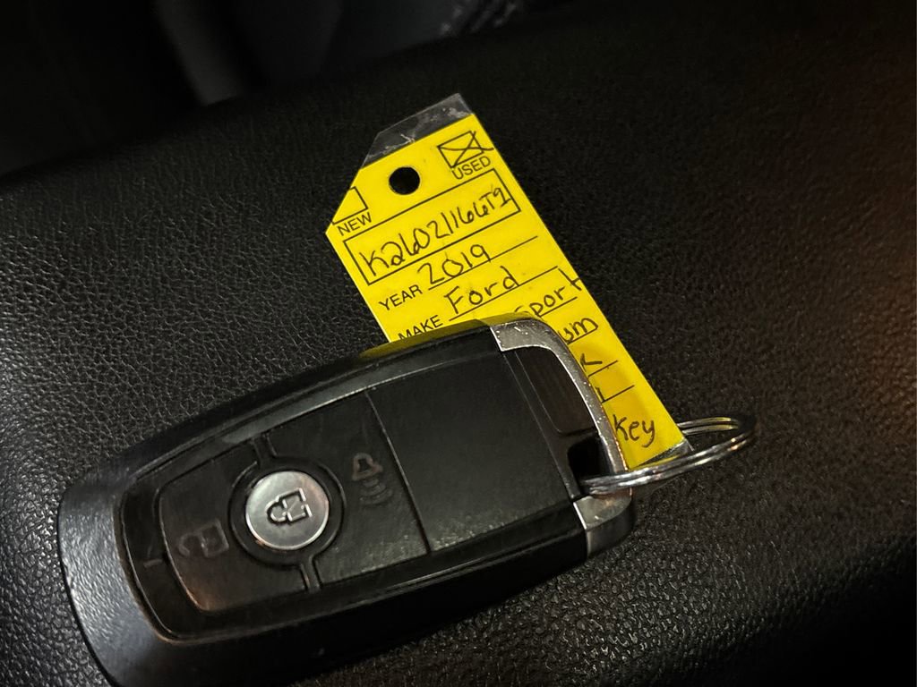 Used 2019 Ford EcoSport Titanium image 36