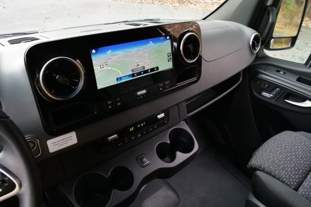 Used 2023 Mercedes-Benz Sprinter 3500 w/ Parking Package image 8