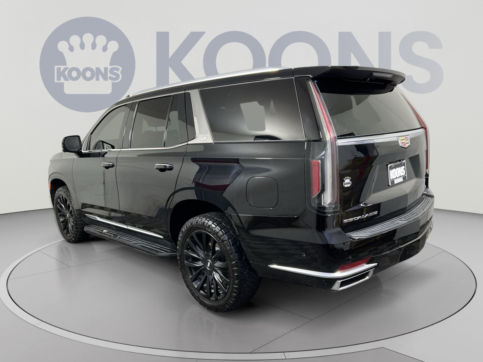 Used 2023 Cadillac Escalade Premium Luxury AWD/4WD image 8