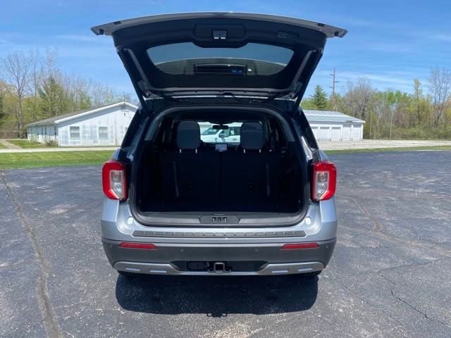 New 2024 Ford Explorer XLT w/ Equipment Group 202A AWD/4WD image 21