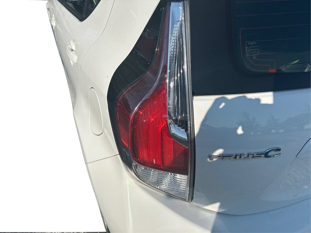 Used 2016 Toyota Prius C Two FWD image 32