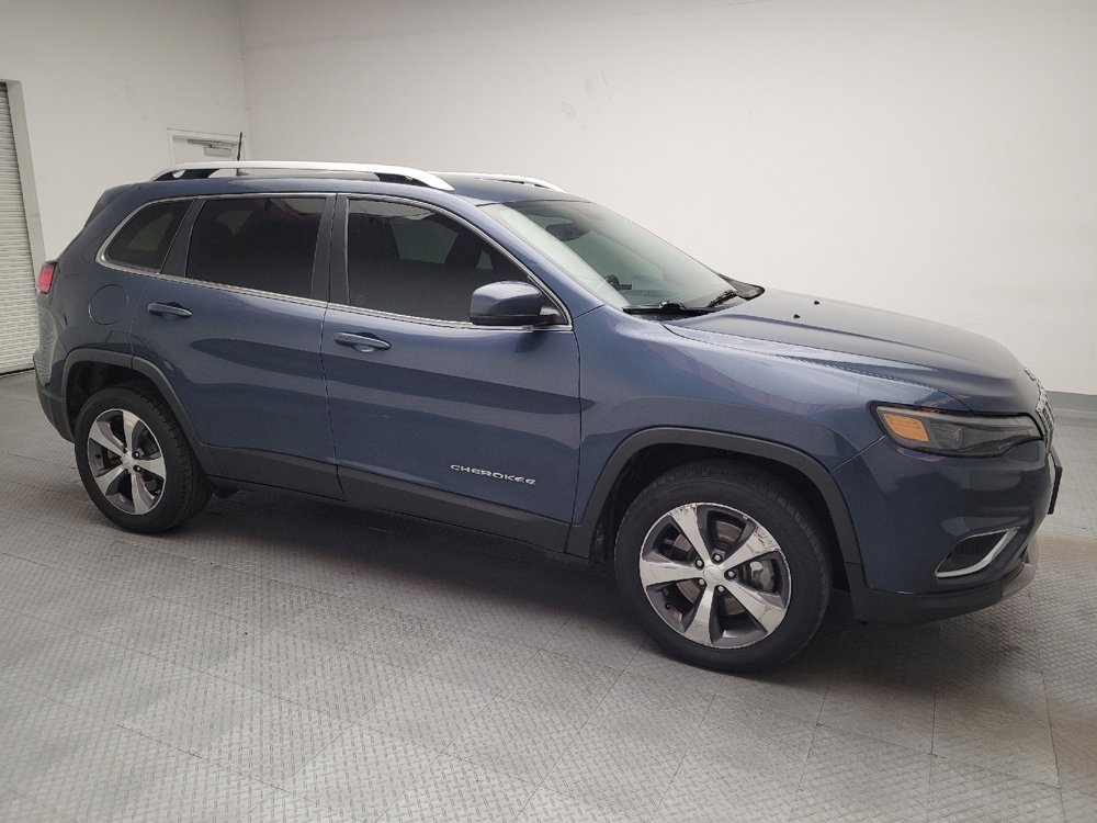 Used 2019 Jeep Cherokee Limited image 11